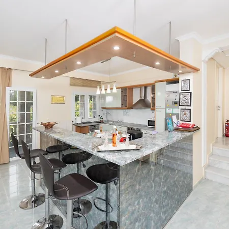 Psaropouli Large Private Pool Ac Wifi 빌라